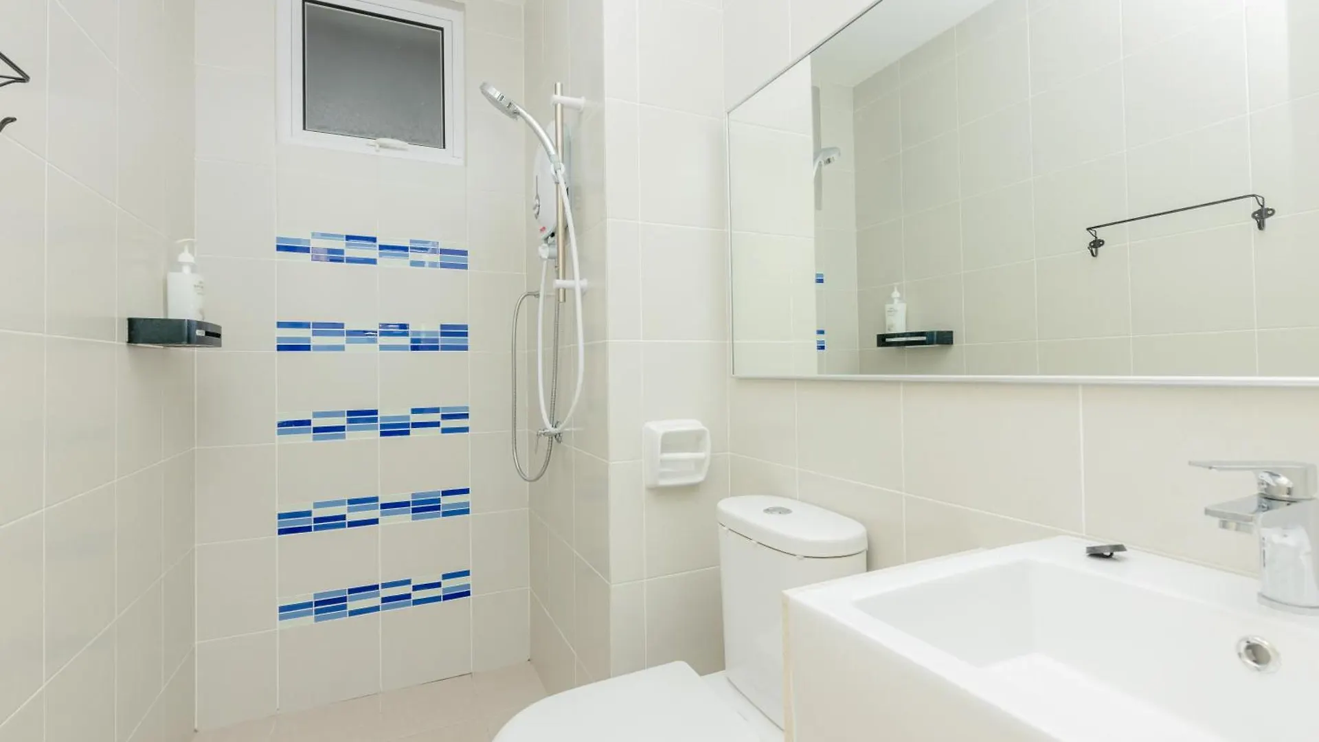 Apartment Good Seaview Holiday Home, Next To Straits Quay Tanjung Tokong